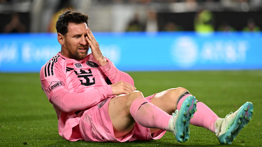 ইংরেজি না শেখায় ‘গভীরভাবে অনুতপ্ত’ মেসি